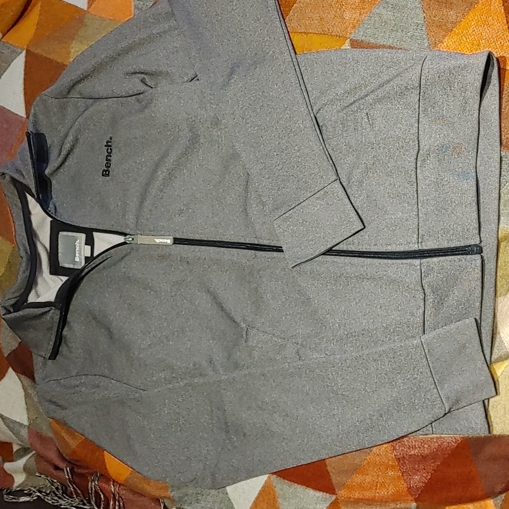 Bench Zip up Sweater Sz Sm